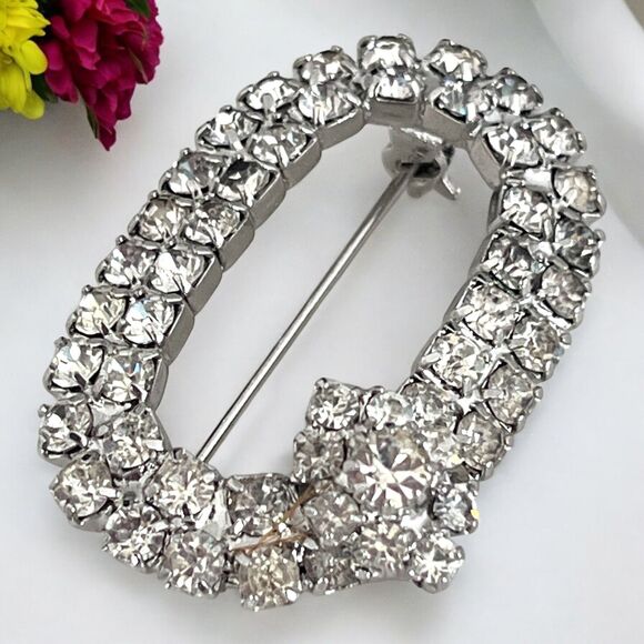 Vintage Rhinestone Pin Silver Tone Prong Set Crystal Mid Century Retro 6D - Picture 3 of 6